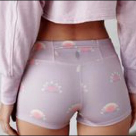 NWT Free People Movement Lilac Purple Lotus Yoga Shorts Size Large‎ Bohemian New - Picture 6 of 7